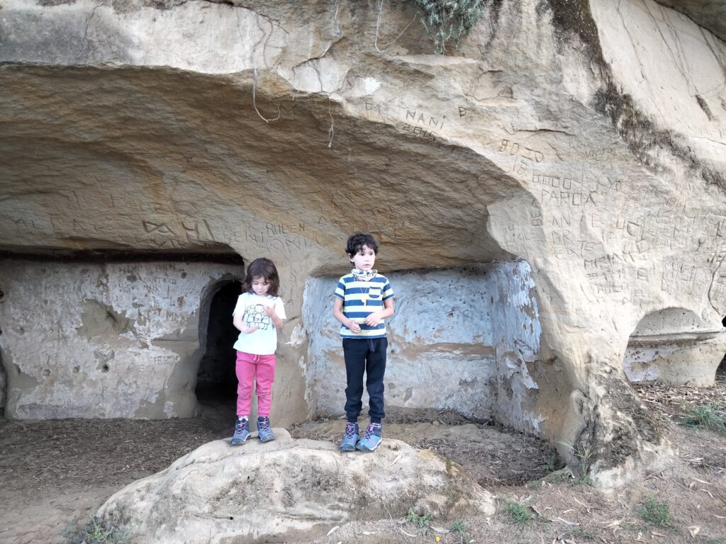 cuevas prehistoricas lituergo jaen