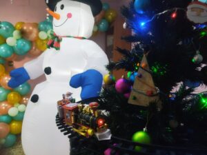 casa papa noel ludoteca pekenautas jaen navidad 2024